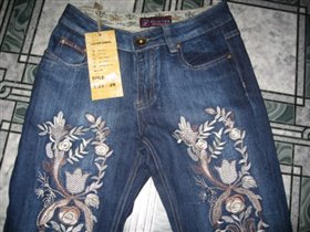 Женские джинсы размер 29 (идут на 46).Цена 1000 рублей.
