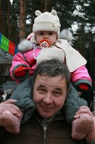 Дашута с дедом)
