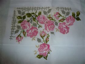 берусь за эту вышивку реже, чем следовало бы...