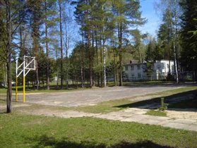 баскетбольная площадка