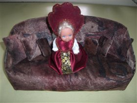 кукольный диванчик