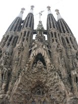 To touch the sky A dreamer must be Someone who has more imagination than me (Alan Parsons' Project)