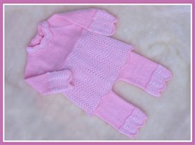 Розовый костюмчик для дочки, на 3-4 месяца