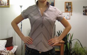 Блузка-рубашка, 44 р-р. 250 руб.