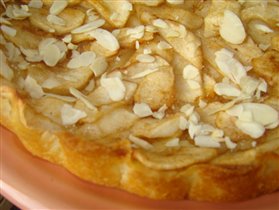 яблочный открытый пирог