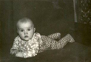 это мама в младенчестве