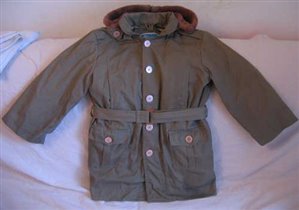 пальто д/м на рост 120см, б/у на нат. меху
