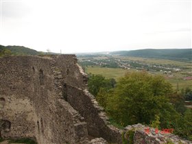 Вид со стены Невицкого замка на Ужанскую долину