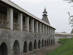 Стена. Ждет свежей покраски