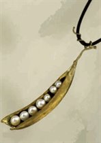 Peapod Seven Pearl Necklace with Leather Cord