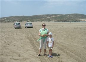 сзади мыс Прасониси.