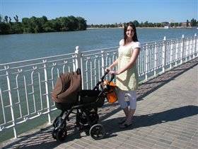 На набережной