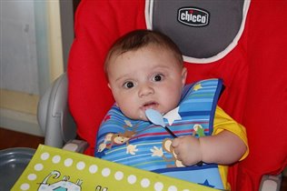 Вот такой я глазастый.  5 месяцев.