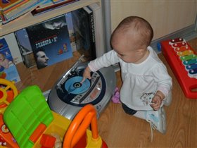 диджей Женя