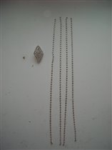 Брошь из стразов