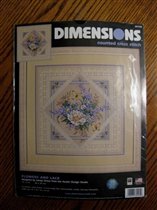 35105 Flowers and Lace