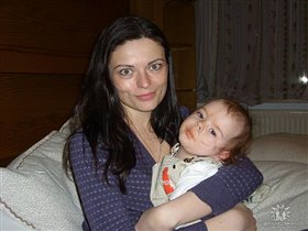 Саша с мамой Лизой в клинике в Германии