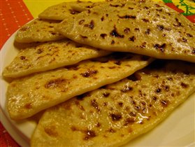 Кутабы с брынзой