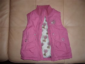 Жилетка ZARA на 2-3г.