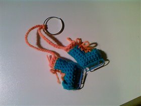 брелок-коньки