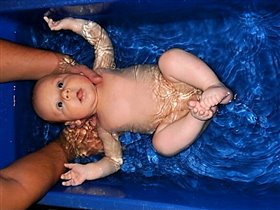 купание малыша
