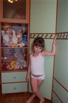 Модель позирует