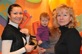 Оксана Пантера, Марьяша с мамой и бабушкой