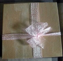 Стильный подарок (фоторамка со стразами)