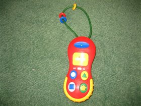 Телефон Chicco игр.3 мел. 250 руб