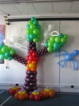 Дерево со скворечником  (для выпускного в школе)