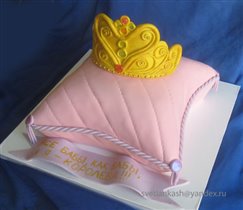 Торт Подушка с короной