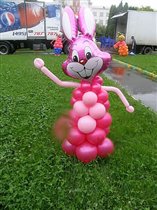 Розовый заяц