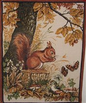 Белка - частичная вышивка