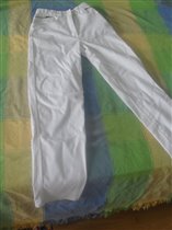 белые джинсы стрейч