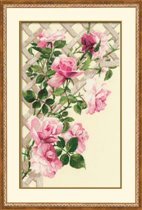 0898 Роза на решетке