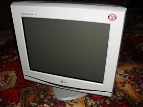 Монитор LG Flatron F700B 17' 500 руб.