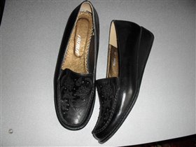 Туфли черные, новые, кож/зам 39-40 - 200 руб.