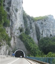 Тоннель в горе - Учка, протяженность 4 с лишним км
