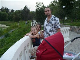 Серега с детьми, июнь 2010