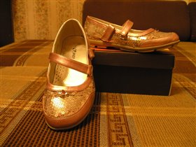 Туфли из розовых блесток р 36