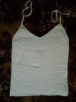 Белая футболка тоненькая