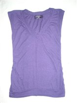 Сиреневая футболка