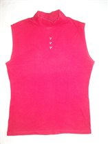 Красная футболка