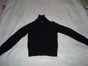 Черная кофта