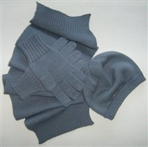 Комплект(шапка,перчатки,шарф.)