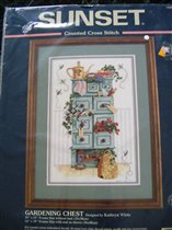 13651 Gardening Chest