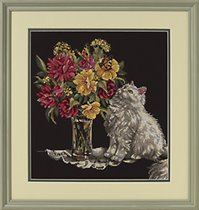 35180 Cat and Flowers