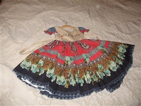 Платье праздничное марк.104 до 110. 500 руб