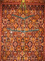 Ёлка на ковре