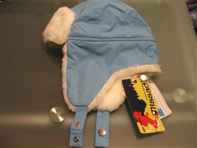 Голубая шапка-ушанка на объем 51-52 см. - 150 р.